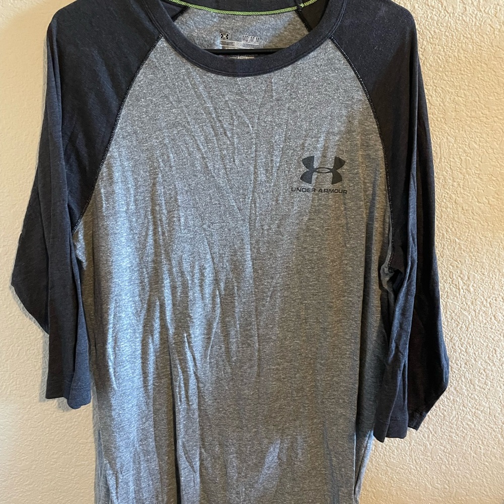 Men’s Under Armour Quarter Sleeve Shirt